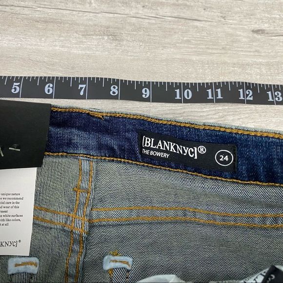 NWT BLANK NYC The Bowery Distressed Bootcut Jeans - Picture 7 of 13